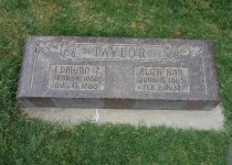 Taylr Grave.jpg