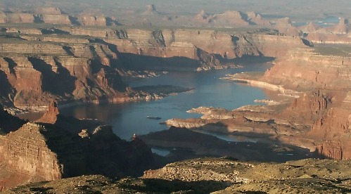 www.lake-powell-country.com